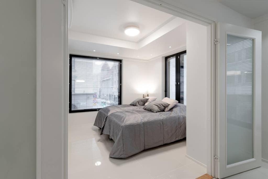 Sleek And Spacious 3 Bedroom Apartment In City Centre Ελσίνκι Εξωτερικό φωτογραφία