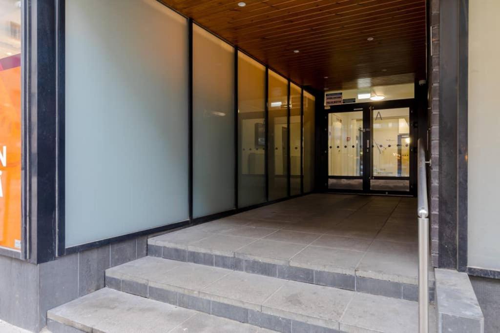 Sleek And Spacious 3 Bedroom Apartment In City Centre Ελσίνκι Εξωτερικό φωτογραφία